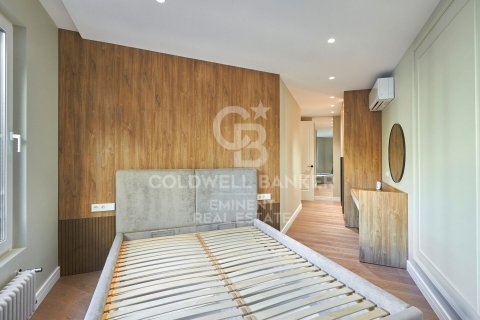 Apartamento de 3 dormitorios en venta en Barcelona, Cataluña, Spain № 5806 - foto 18