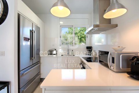 Сasa de 3 dormitorios en venta en Empuriabrava, Gerona, Cataluña, Spain № 6002 - foto 22