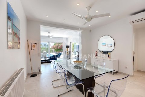 Сasa de 3 dormitorios en venta en Empuriabrava, Gerona, Cataluña, Spain № 6002 - foto 13