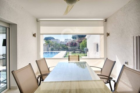 Сasa de 3 dormitorios en venta en Empuriabrava, Gerona, Cataluña, Spain № 6002 - foto 23
