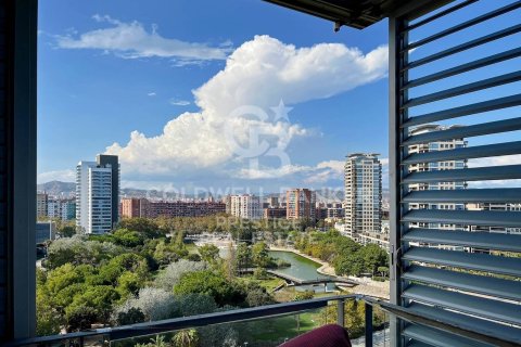 4 bedrooms apartment for sale in Barcelona, Catalonia, Spain № 5999 - photo 6