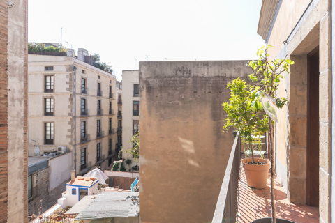 Apartamento de 3 dormitorios en venta en Barcelona, Cataluña, Spain № 1582 - foto 25