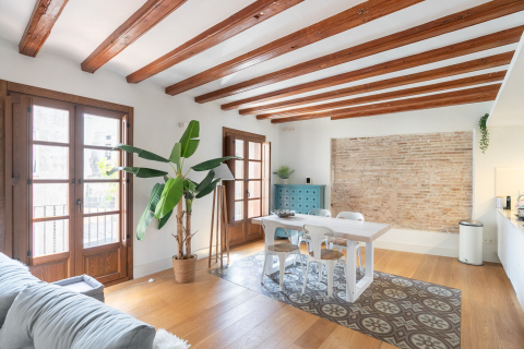 Apartamento de 3 dormitorios en venta en Barcelona, Cataluña, Spain № 1582 - foto 4
