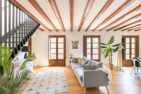 Apartamento de 3 dormitorios en venta en Barcelona, Cataluña, Spain № 1582 - foto 3