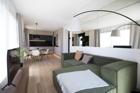Apartamento de 3 dormitorios en venta en Esplugues de Llobregat, Barcelona, Cataluña, Spain № 4618