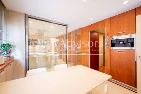 5 bedrooms apartment for sale in Barcelona, Catalonia, Spain № 2840 - photo 16