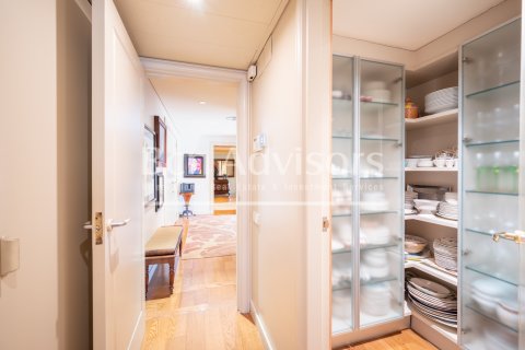 5 bedrooms apartment for sale in Barcelona, Catalonia, Spain № 2840 - photo 24