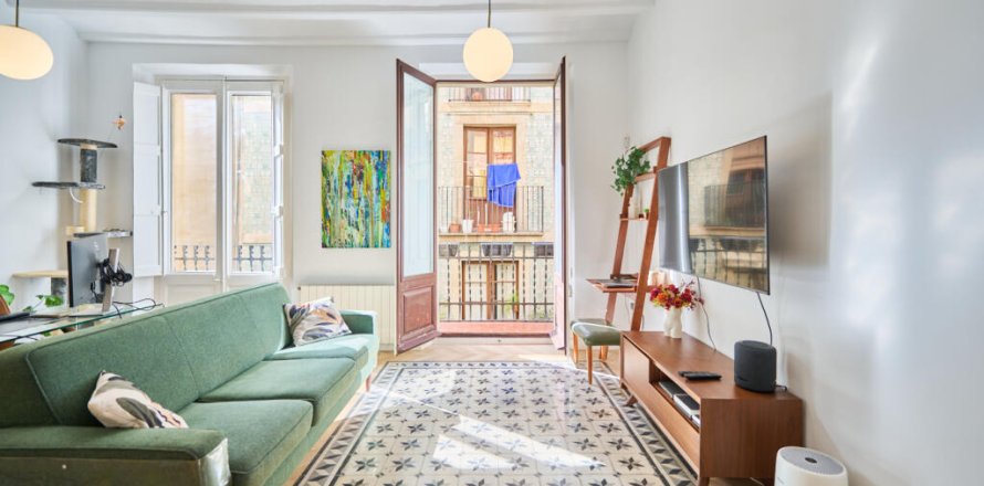 Apartamento de 2 dormitorios en venta en Ciudad Vieja, Barcelona, Cataluña, Spain № 2839