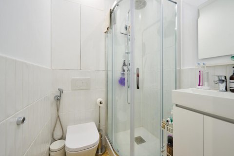 Apartamento de 2 dormitorios en venta en Ciudad Vieja, Barcelona, Cataluña, Spain № 2839 - foto 30