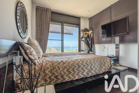 Сasa de 4 dormitorios en venta en Sitges, Barcelona, Cataluña, Spain № 4665 - foto 27