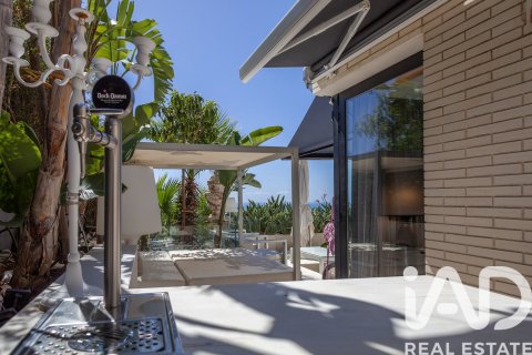 Сasa de 4 dormitorios en venta en Sitges, Barcelona, Cataluña, Spain № 4665 - foto 8
