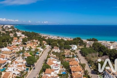 Parcela de 2685 m² en venta en Mont-roig del Camp, Tarragona, Cataluña, Spain № 4661 - foto 2