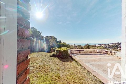 Сasa de 9 dormitorios en venta en Tarragona, Cataluña, Spain № 4664 - foto 27