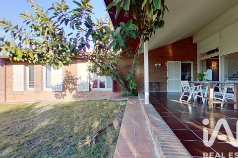 Сasa de 9 dormitorios en venta en Tarragona, Cataluña, Spain № 4664 - foto 4