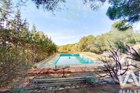 Сasa de 9 dormitorios en venta en Tarragona, Cataluña, Spain № 4664 - foto 21