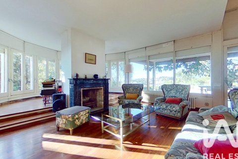 Сasa de 9 dormitorios en venta en Tarragona, Cataluña, Spain № 4664 - foto 6