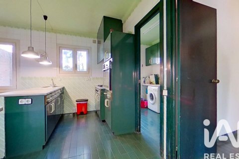Сasa de 9 dormitorios en venta en Tarragona, Cataluña, Spain № 4664 - foto 17