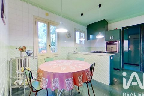 Сasa de 9 dormitorios en venta en Tarragona, Cataluña, Spain № 4664 - foto 16