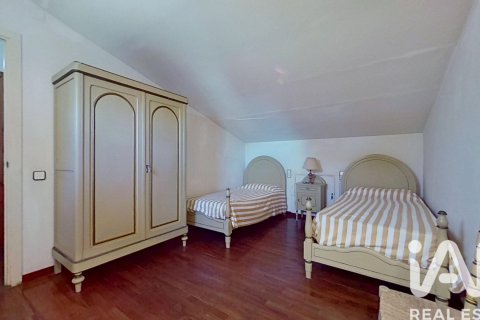 Сasa de 9 dormitorios en venta en Tarragona, Cataluña, Spain № 4664 - foto 20
