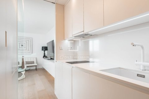 2 chambres apartment à vendre à Barcelona, Catalonia, Spain № 6387 - photo 15