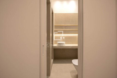 Apartamento de 2 dormitorios en venta en Barcelona, Cataluña, Spain № 6385 - foto 18