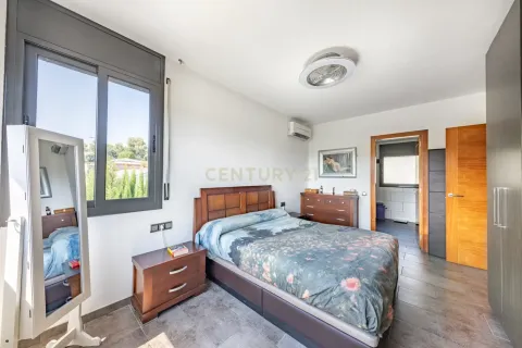 Сasa de 7 dormitorios en venta en Llica D'amunt, Barcelona, Cataluña, Spain № 8431 - foto 27