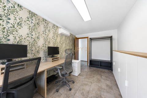 Сasa de 7 dormitorios en venta en Llica D'amunt, Barcelona, Cataluña, Spain № 8431 - foto 15