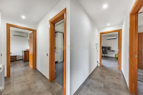 Сasa de 7 dormitorios en venta en Llica D'amunt, Barcelona, Cataluña, Spain № 8431 - foto 25