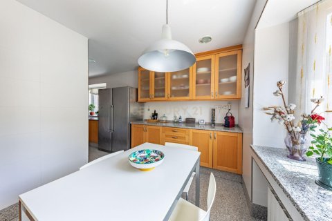 Сasa de 4 dormitorios en venta en Cabrils, Barcelona, Cataluña, Spain № 8429 - foto 12
