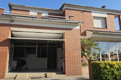 Сasa de 4 dormitorios en venta en Llica De Vall, Barcelona, Cataluña, Spain № 8427 - foto 29