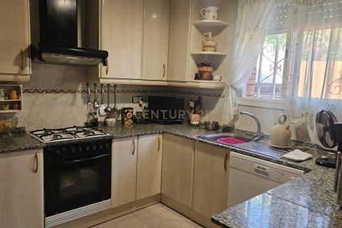 Сasa de 4 dormitorios en venta en Llica De Vall, Barcelona, Cataluña, Spain № 8427 - foto 9