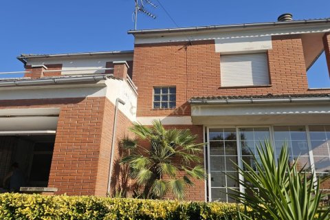 Сasa de 4 dormitorios en venta en Llica De Vall, Barcelona, Cataluña, Spain № 8427 - foto 5