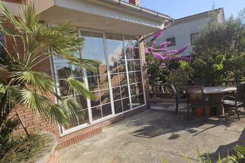 Сasa de 4 dormitorios en venta en Llica De Vall, Barcelona, Cataluña, Spain № 8427 - foto 6