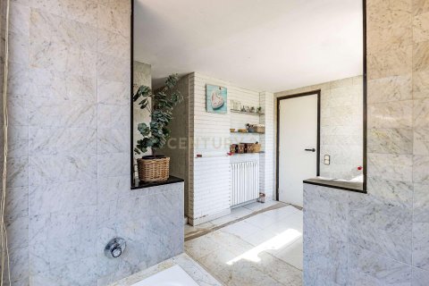 Apartamento de 5 dormitorios en venta en L'Ametlla del Vallès, Barcelona, Cataluña, Spain № 8432 - foto 28