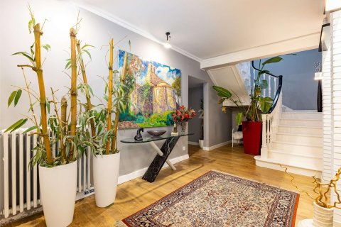 Apartamento de 5 dormitorios en venta en L'Ametlla del Vallès, Barcelona, Cataluña, Spain № 8432 - foto 4