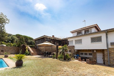 Apartamento de 5 dormitorios en venta en L'Ametlla del Vallès, Barcelona, Cataluña, Spain № 8432