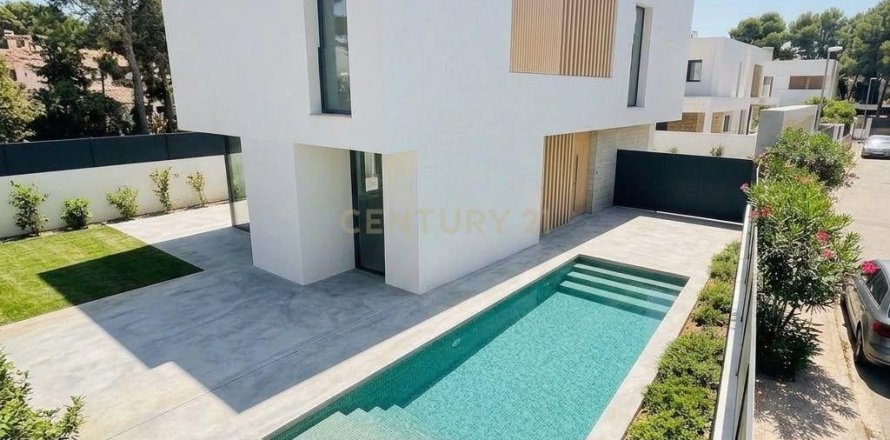 Сasa de 4 dormitorios en venta en Sant Pere de Ribes, Barcelona, Cataluña, Spain № 8428