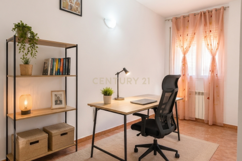 Apartamento de 4 dormitorios en venta en Montgat, Barcelona, Cataluña, Spain № 8430 - foto 10