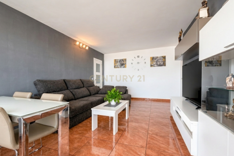 Apartamento de 4 dormitorios en venta en Montgat, Barcelona, Cataluña, Spain № 8430 - foto 4