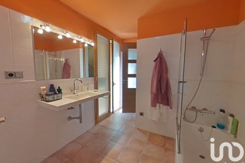 Сasa de 5 dormitorios en venta en Artesa de Segre, Lérida, Cataluña, Spain № 5023 - foto 15