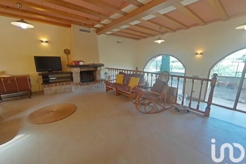 Сasa de 5 dormitorios en venta en Artesa de Segre, Lérida, Cataluña, Spain № 5023 - foto 11