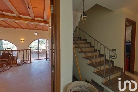 Сasa de 5 dormitorios en venta en Artesa de Segre, Lérida, Cataluña, Spain № 5023 - foto 28