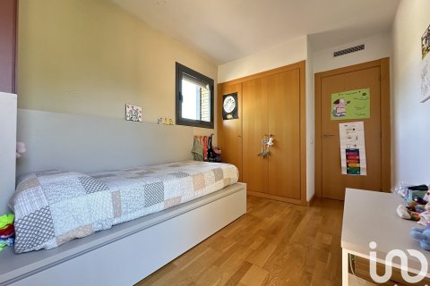 Сasa de 3 dormitorios en venta en L'Ametlla del Vallès, Barcelona, Cataluña, Spain № 5024 - foto 29