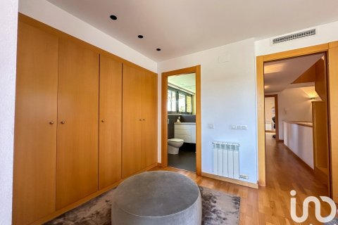 Сasa de 3 dormitorios en venta en L'Ametlla del Vallès, Barcelona, Cataluña, Spain № 5024 - foto 12