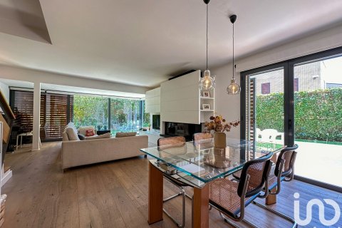 Сasa de 3 dormitorios en venta en L'Ametlla del Vallès, Barcelona, Cataluña, Spain № 5024 - foto 8