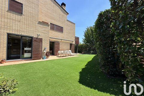 Сasa de 3 dormitorios en venta en L'Ametlla del Vallès, Barcelona, Cataluña, Spain № 5024 - foto 26