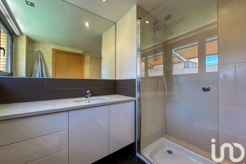 Сasa de 3 dormitorios en venta en L'Ametlla del Vallès, Barcelona, Cataluña, Spain № 5024 - foto 13