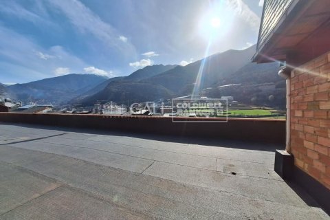 7623 sq.m. commercial property for rent in Principado De Andorra (Ninguna Poblacion Tiene C.P.), Lleida, Catalonia, Spain № 6146 - photo 24