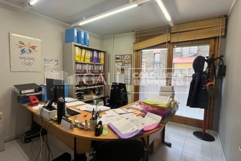232 sq.m. office for rent in Principado De Andorra (Ninguna Poblacion Tiene C.P.), Lleida, Catalonia, Spain № 6141 - photo 7