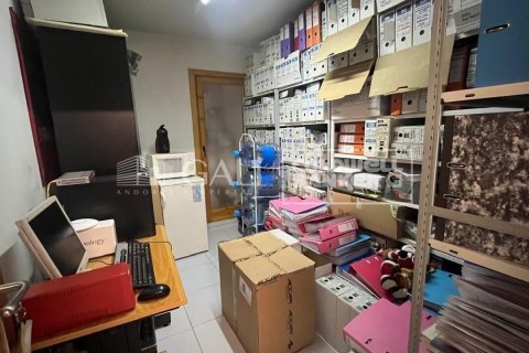 232 sq.m. office for rent in Principado De Andorra (Ninguna Poblacion Tiene C.P.), Lleida, Catalonia, Spain № 6141 - photo 17